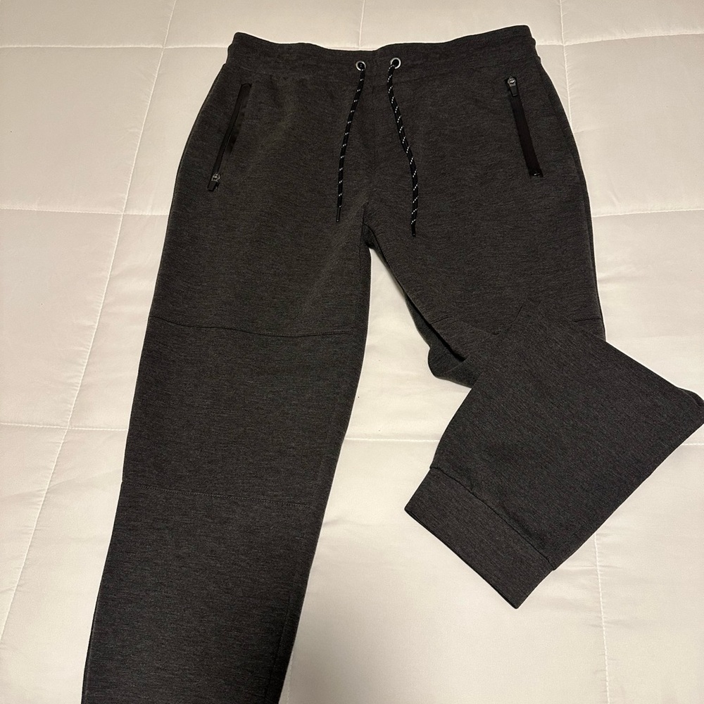 Aeropostale men’s joggers